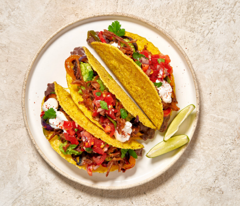 Rezept für Loaded Tofu Tacos mit omami Black Pepper Tofu